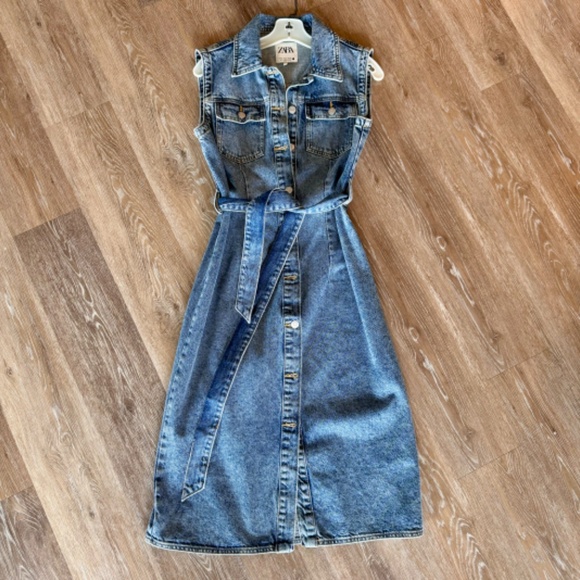 ZARA NEW WOMAN SS23 MID-BLUE DENIM MIDI DRESS - Picture 6 of 6